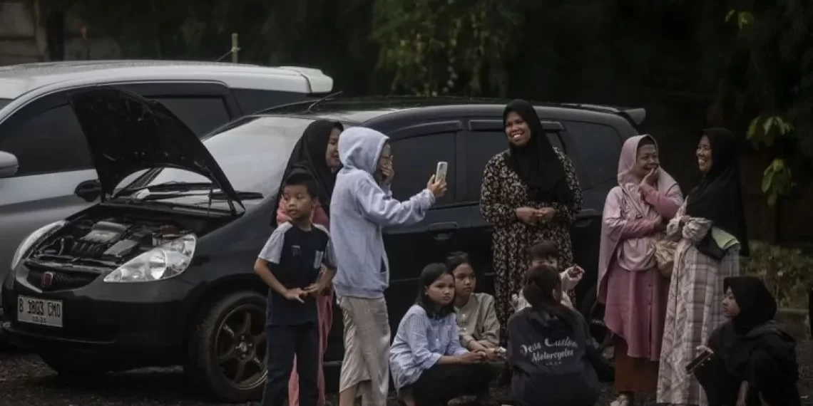 Pemudik disarankan istirahat 15-20 menit untuk cegah statis tubuh