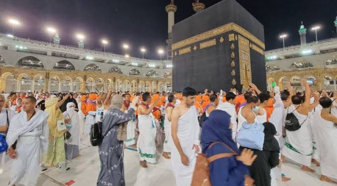 Selebgram RI Ditangkap Polisi Arab Saudi, Diduga Jual Visa Haji Ilegal