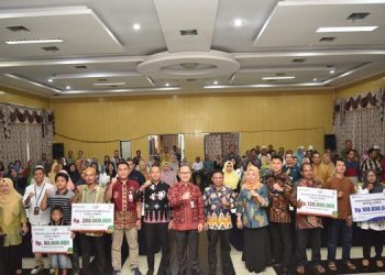 Dukung Kemajuan Perekonomian di Inhu, BRK Syariah Salurkan Rp 380 jt Kepada Pelaku UMKM