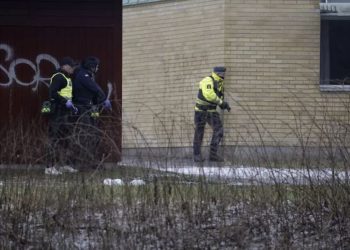 10 Orang Tewas, Penembakan Massal di Sekolah Swedia