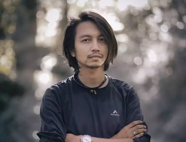 Kondisi Terkini Fiersa Besari Setelah Insiden Pendakian di Puncak Carstensz