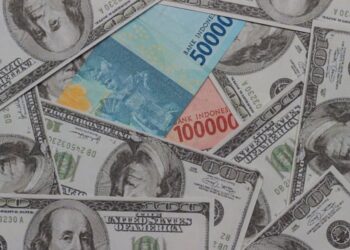 Rupiah Tertekan Konflik Timur Tengah, Ekonom Minta Pemerintah Siapkan Langkah Antisipasi Jangka Panjang