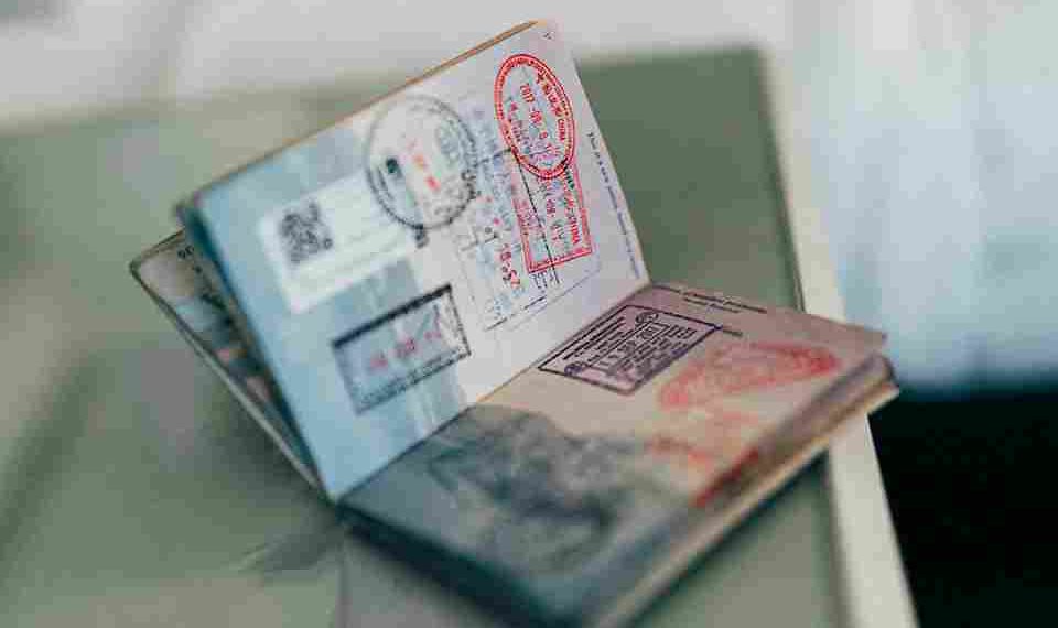 Warga RI Berpeluang Bebas Visa ke Belarus, Penerbangan Langsung Jadi Target Baru